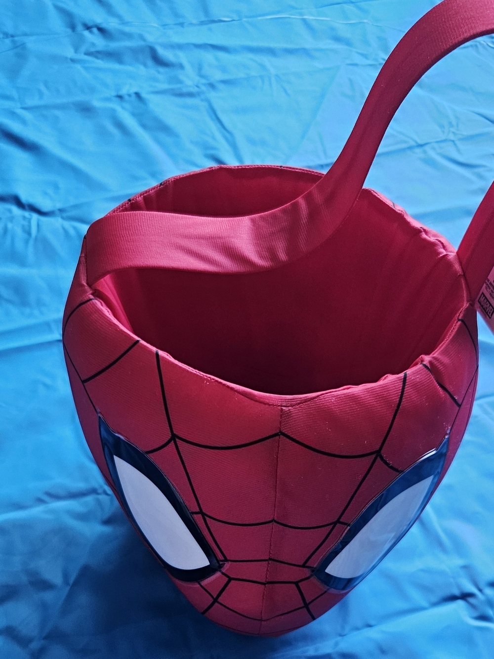 Marvel Spider-Man Halloween Treat Basket - Picture 7 of 9